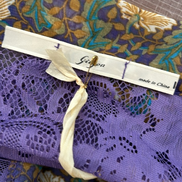 NWT Gibson floral blouse with 3/4 sleeves - Picture 9 of 10